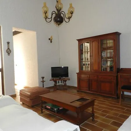 Santa-lucia-di-moriani Sleeps 10 Pool Wifi Holiday home *