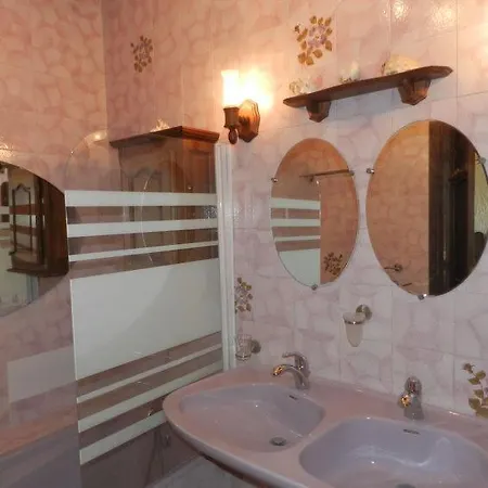 Santa-lucia-di-moriani Sleeps 10 Pool Wifi *