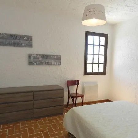 Santa-lucia-di-moriani Sleeps 10 Pool Wifi